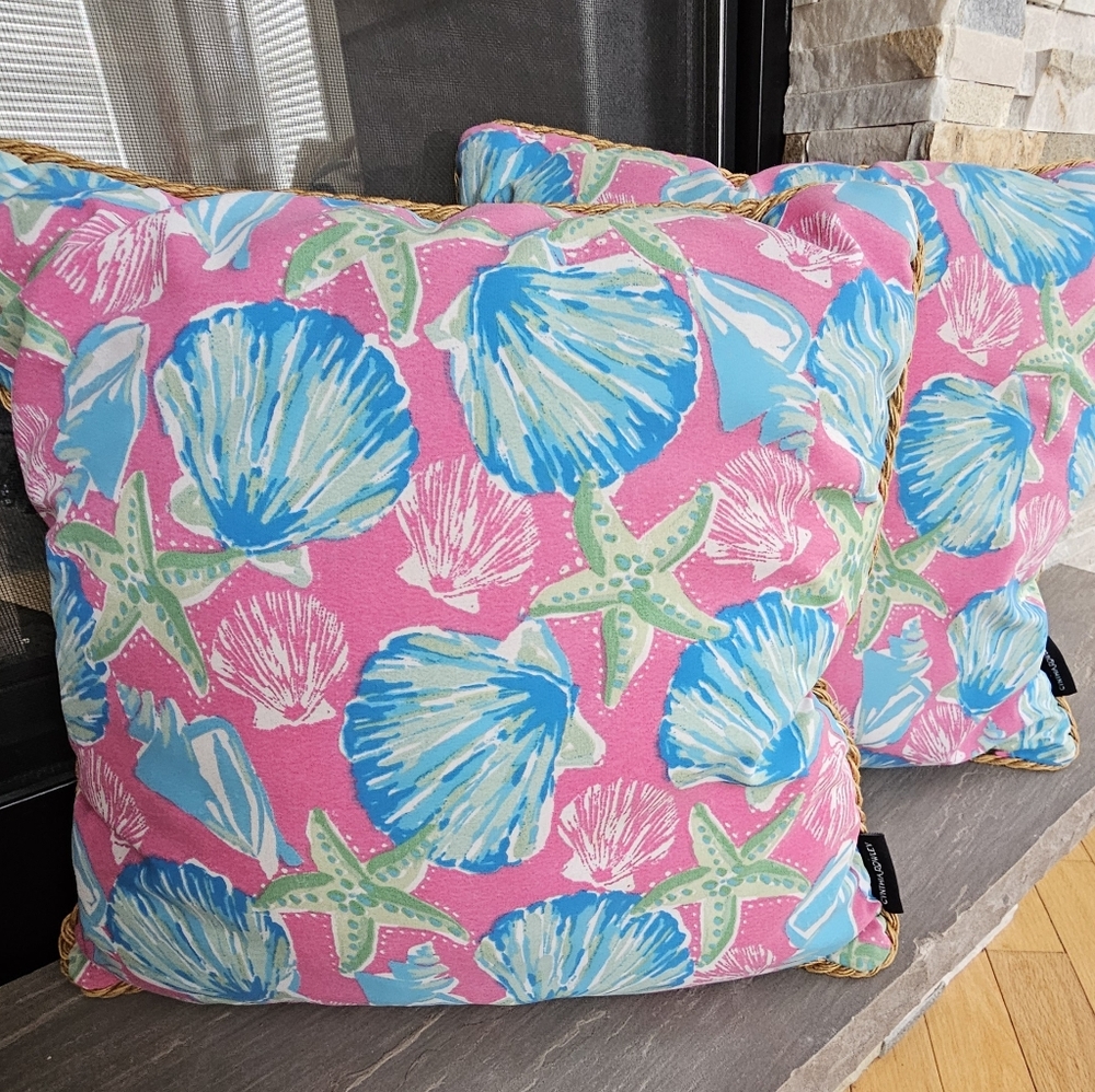 2 Reversible Tropical Seashell and Starfish Throw Outdoor Accent Pillows
